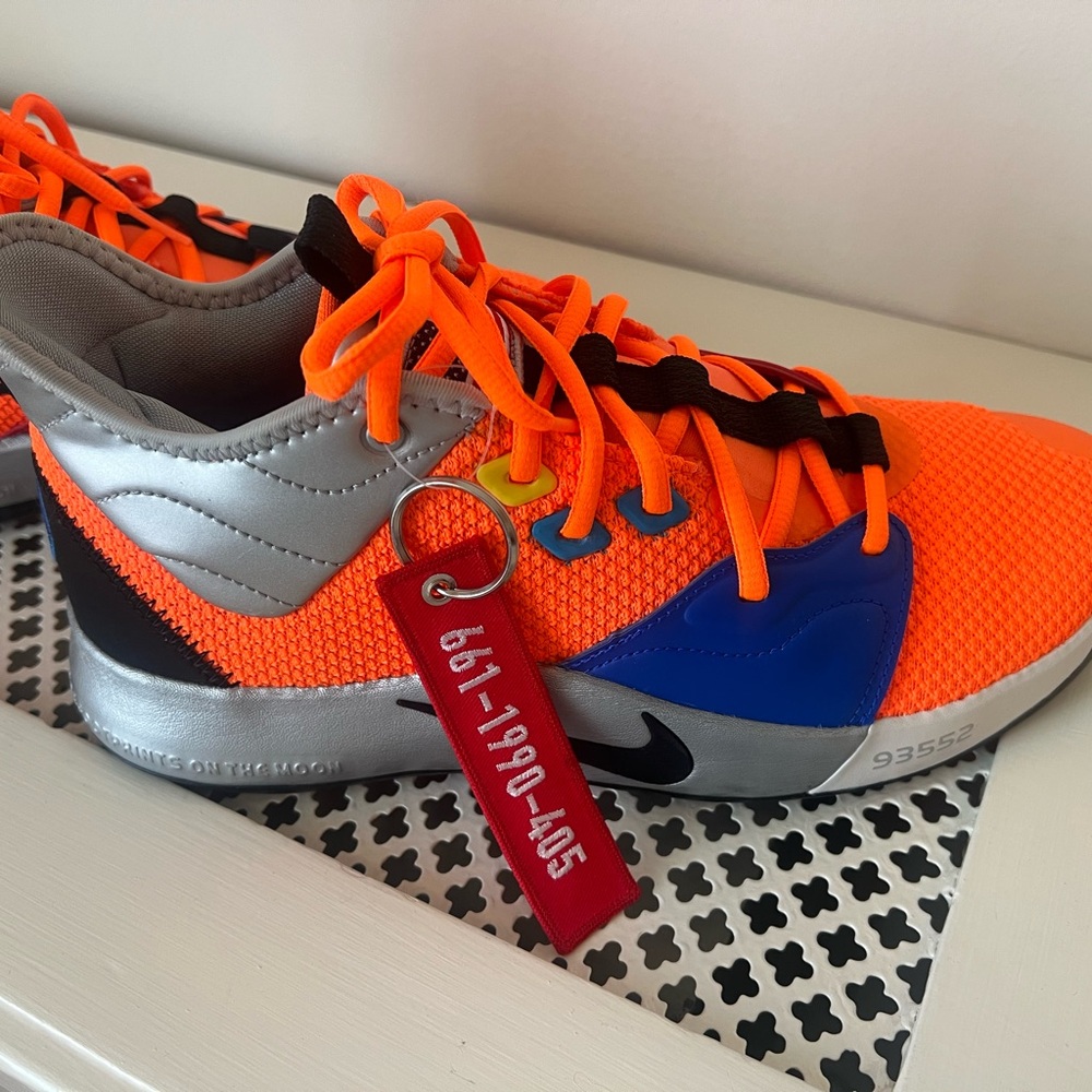Nike NASA PG  3 Size 9.5